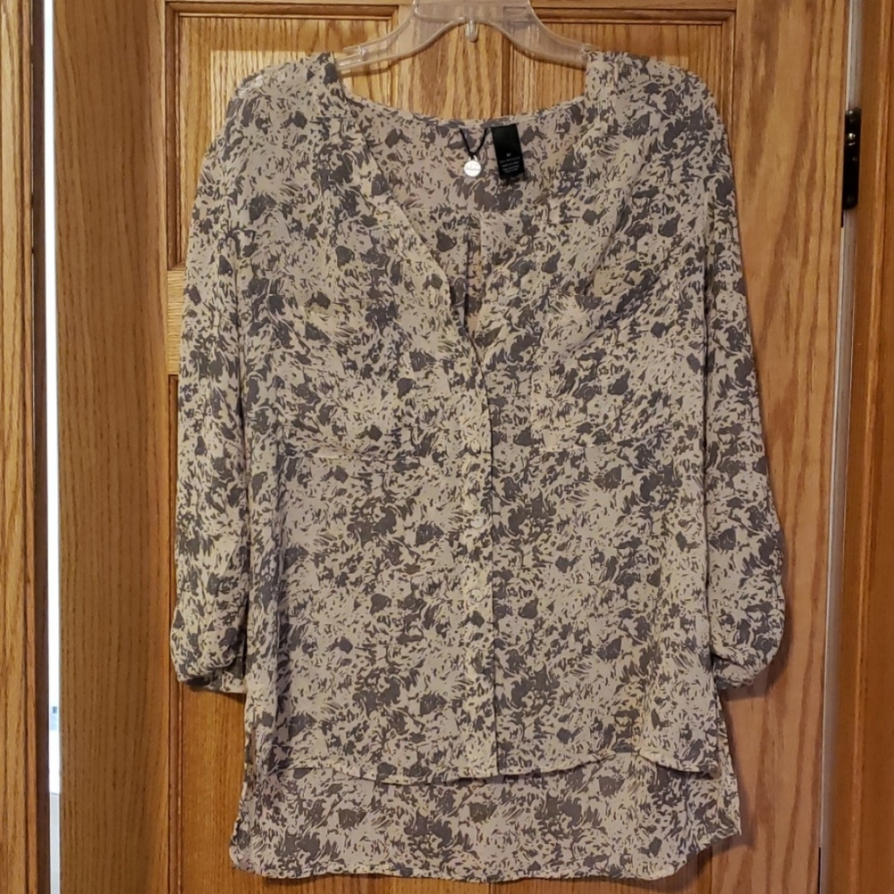 BKE Boutique Medium Blouse